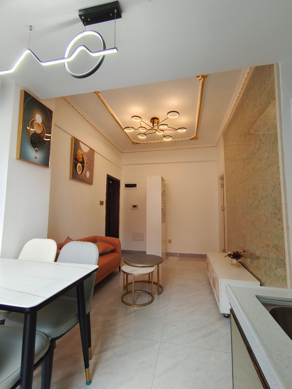 1745216035705362.jpg 9ceba1b64c85cd9adfc7d53fbc2fbdee.jpg