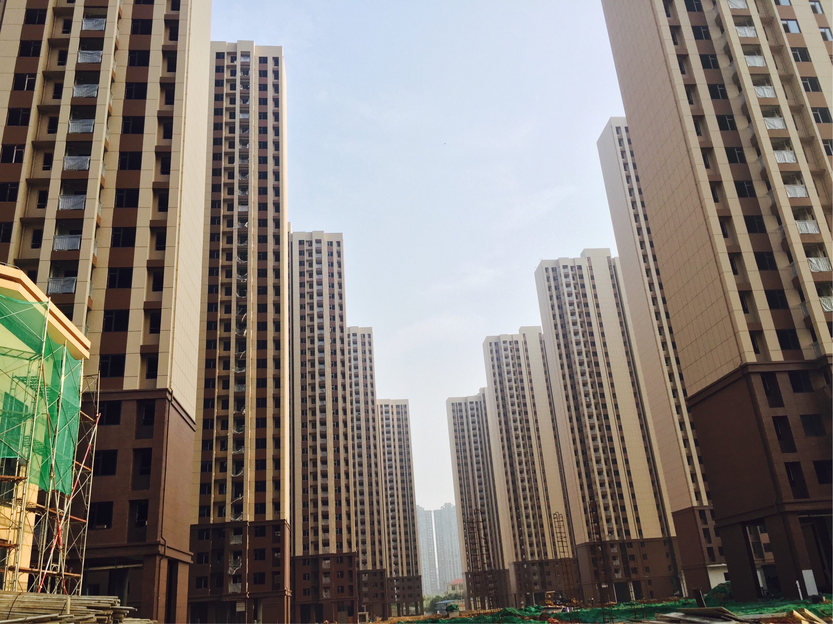 金域華府二期和三期是純商品房小區