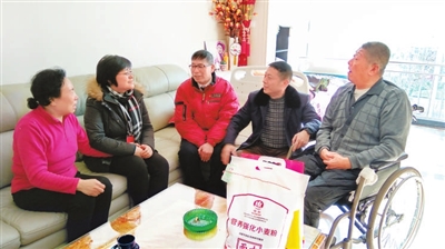 萬里社區(qū)居民一直以來辦不下房產證