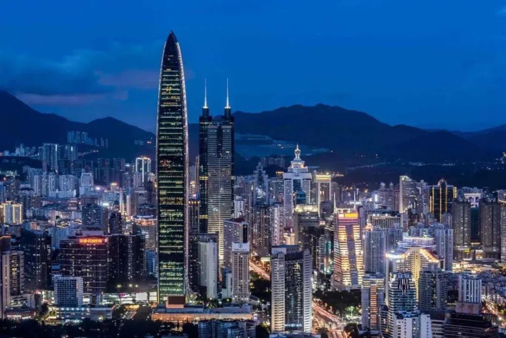 村民也開(kāi)始大理建廠房和農(nóng)民房