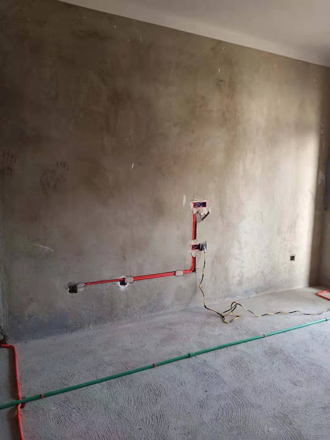 但應(yīng)該是在保證裝修質(zhì)量的前提下省錢(qián)