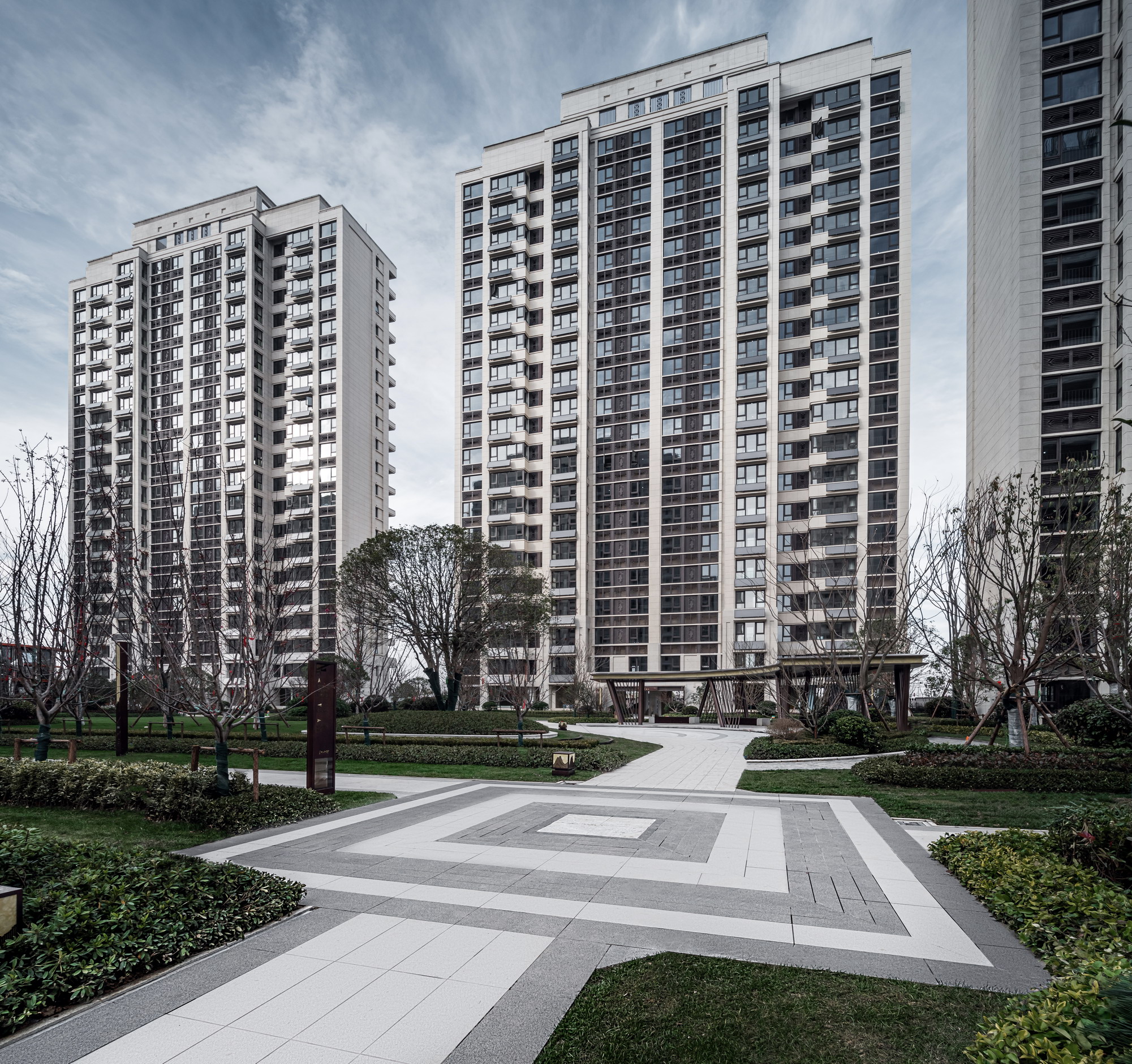 紫云賦為龍湖開(kāi)發(fā)操盤(pán)的項(xiàng)目