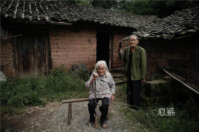 符合相關繼承人標準的具有財產繼承資格