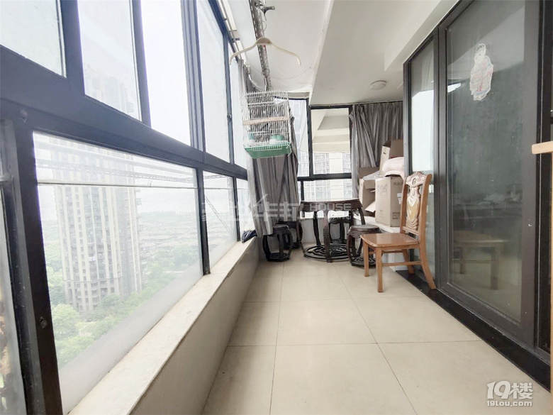 松山湖核心區唯一大紅本集體產權住小宅區