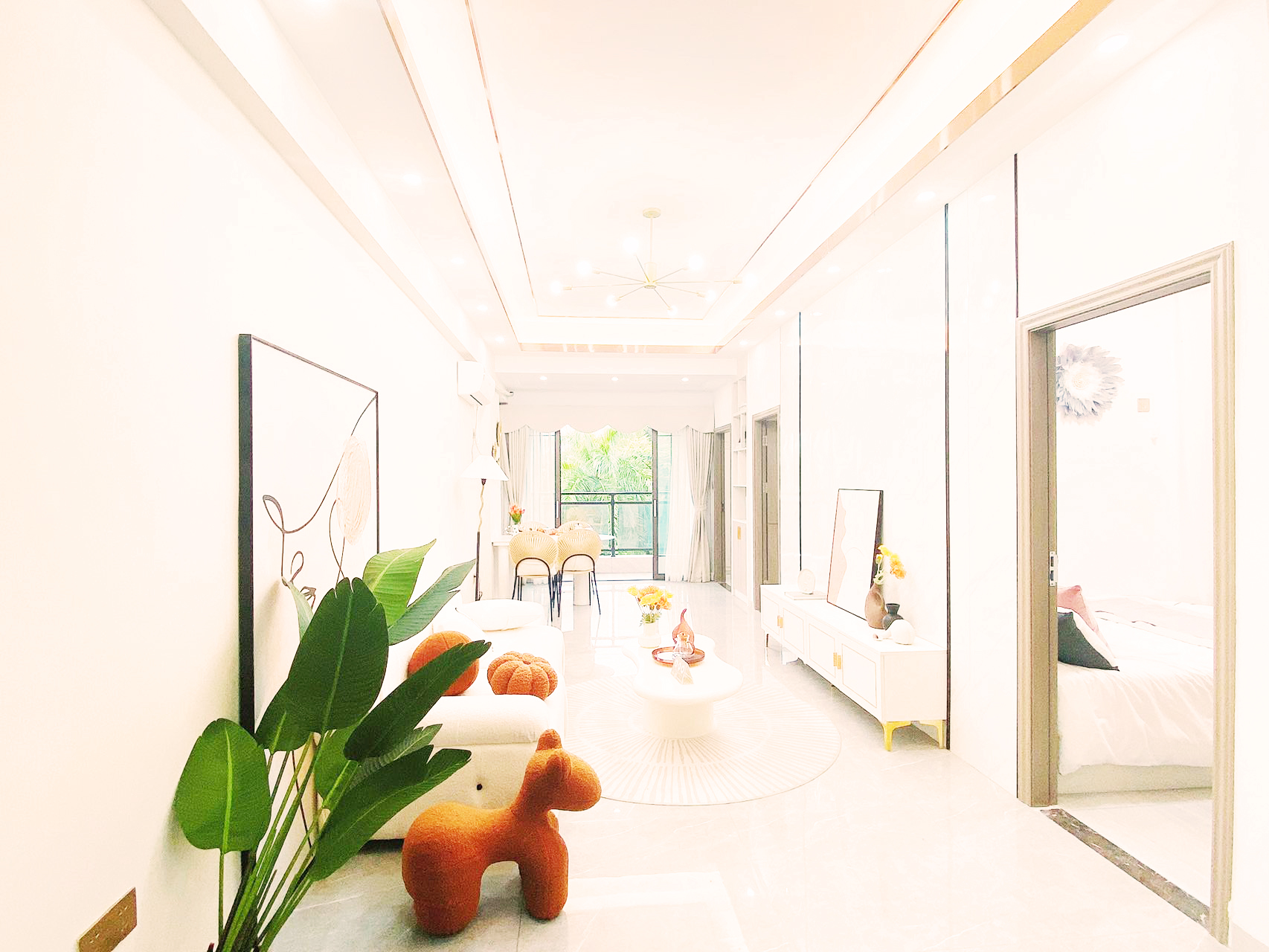 深圳石巖小產權房| 蔚藍花城 ，34.8萬/套